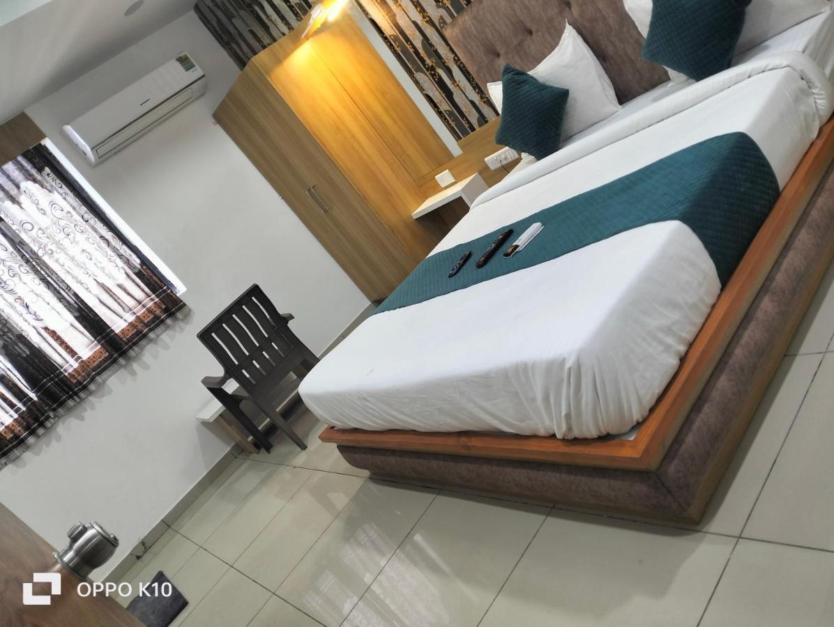 Hotel Rudra Palace Ānand المظهر الخارجي الصورة