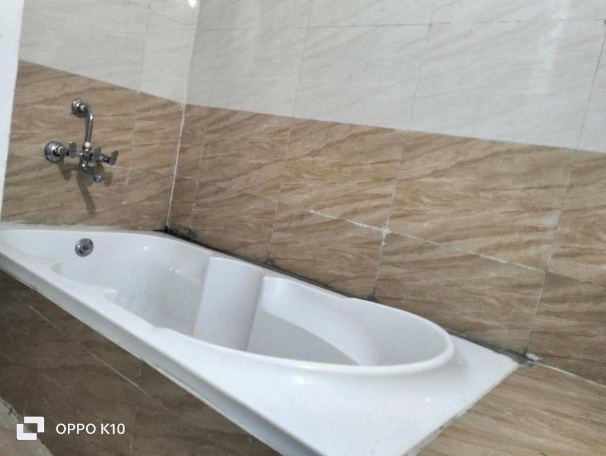 Hotel Rudra Palace Ānand المظهر الخارجي الصورة